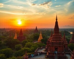 Bewonder de tempels van Bagan in Myanmar